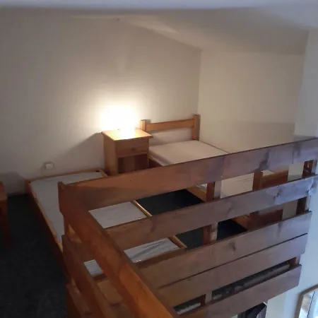 Les Maures Apartman *